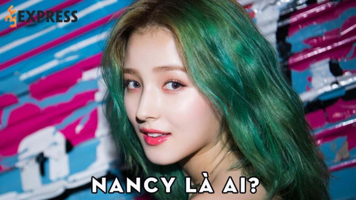 Nancy MOMOLAND bị cameraman kì thị không được cho lên hình