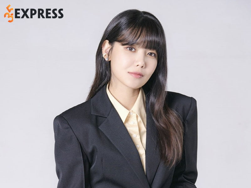 su-nghiep-cua-nu-ca-si-sooyoung-3-35express