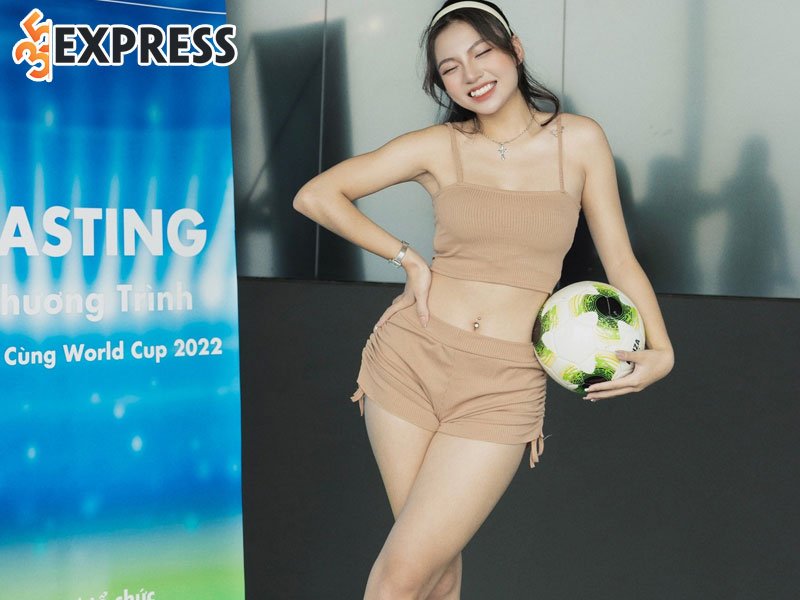 hoai-phuong-anh-dai-dien-cameroon-tai-nong-cung-world-cup-2022-2-35express