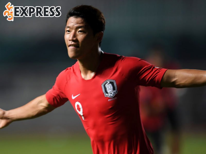 hwang-hee-chan-toa-sang-tai-world-cup-2022-1-35express