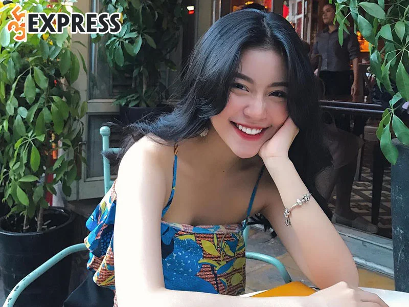 quynh-thi-gay-sot-tiktok-voi-trend-makeup-thuong-hieu-2-35express