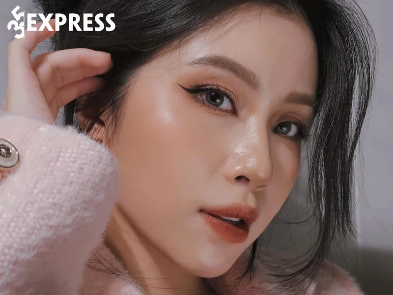 quynh-thi-noi-tieng-nho-gu-thoi-trang-va-nhung-tips-cham-da-hieu-qua-35express