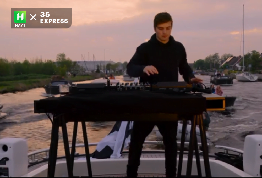 DJ số 1 thế giới Martin Garrix thuê du thuyền chơi nhạc trên sông
