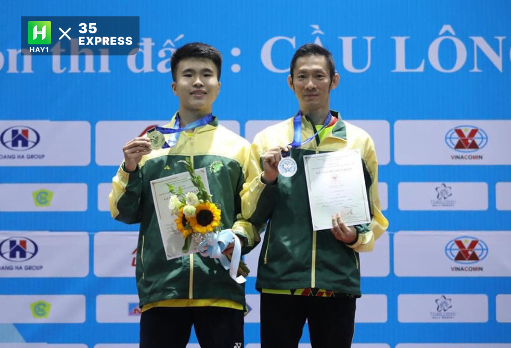 Nguyễn Hải Đăng (trái) và Nguyễn Tiến Minh tại Đại hội thể thao toàn quốc 2022 ở Quảng Ninh
