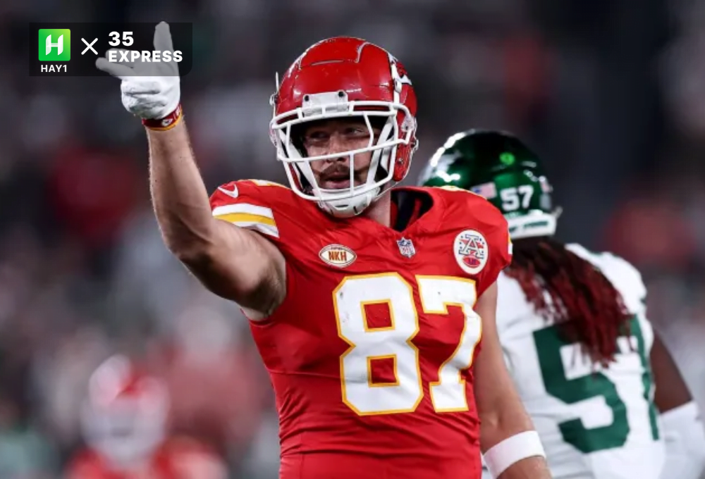 Travis Kelce rất được lòng khán giả nhờ tính cách gần gũi và luôn tràn đầy năng lượng