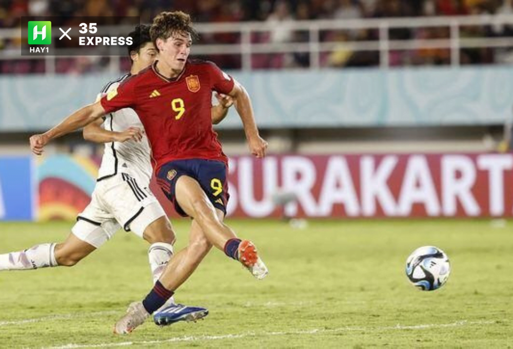 Marc Guiu ghi bàn ấn định chiến thắng cho Tây Ban Nha