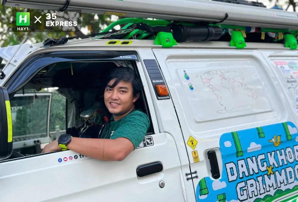 Chiếc xe của Trần Đặng Đăng Khoa trang bị hơn 300 món đồ thiết yếu cho sinh hoạt cá nhân, làm việc...
