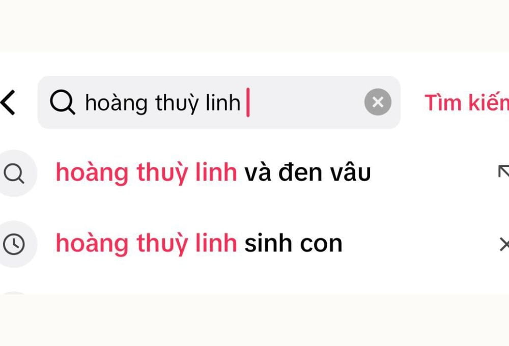 Rộ tin đồn sinh song thai