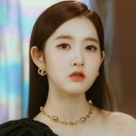 Park Si Eun là ai? Từ diễn viên nhí đầy tài năng trở thành thần tượng Kpop  