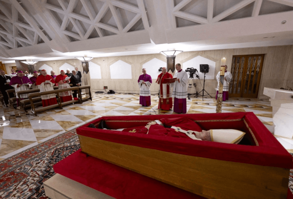 Vatican thông báo Giáo hoàng Francis qua đời