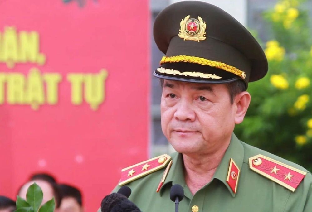 lê hồng nam