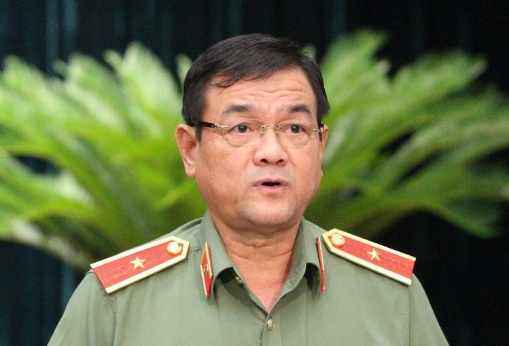 lê hồng nam