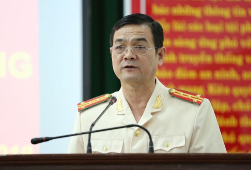 lê hồng nam