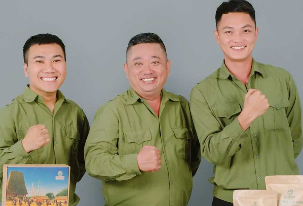 Cuộc sống cơ cực của nam diễn viên