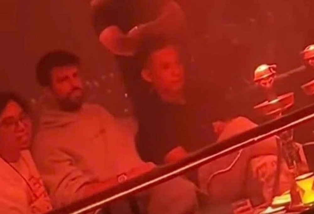 Lộ hình ảnh Độ Mixi làm việc với Công an, thừa nhận sử dụng shisha