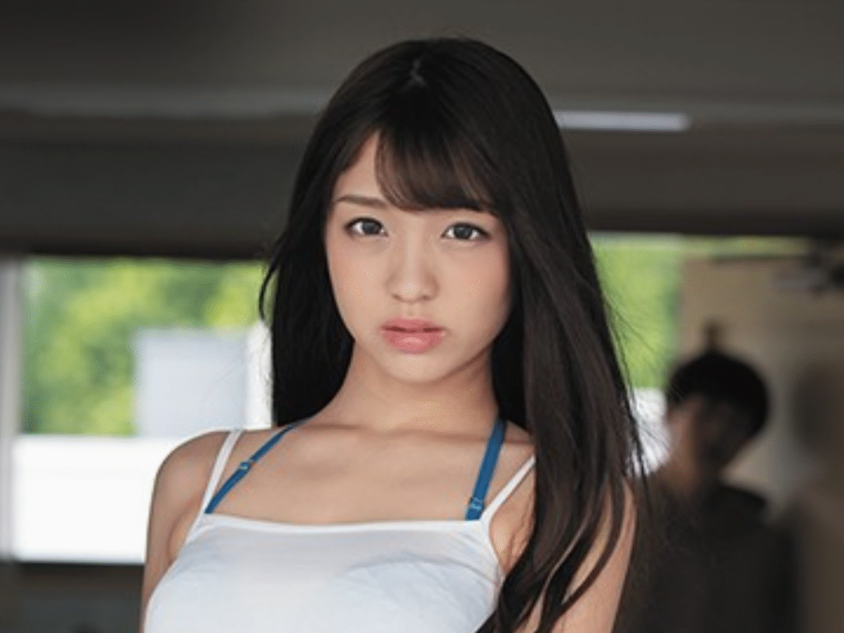 Himari Hanazawa là ai? Thông tin ít ai biết về ngôi sao AV Himari Hanazawa