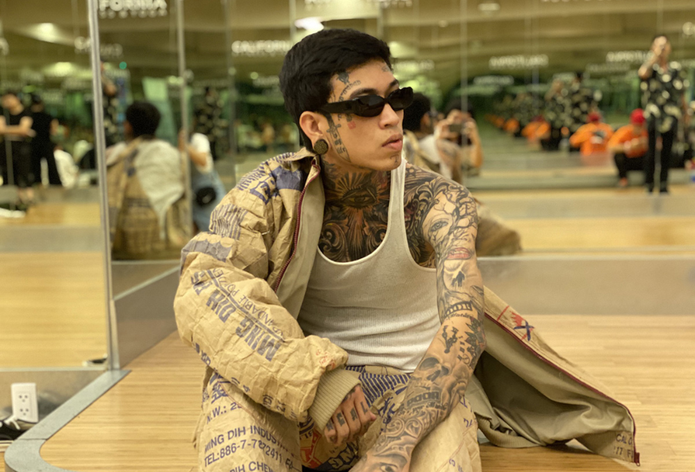 Drama nối tiếp drama: Danh tiếng Dế Choắt sa sút sau ồn ào "quay lưng"
