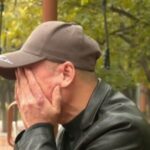 Người đàn ông Trung Quốc tìm lại người yêu đầu sau 24 năm để trả món nợ 10.000 tệ