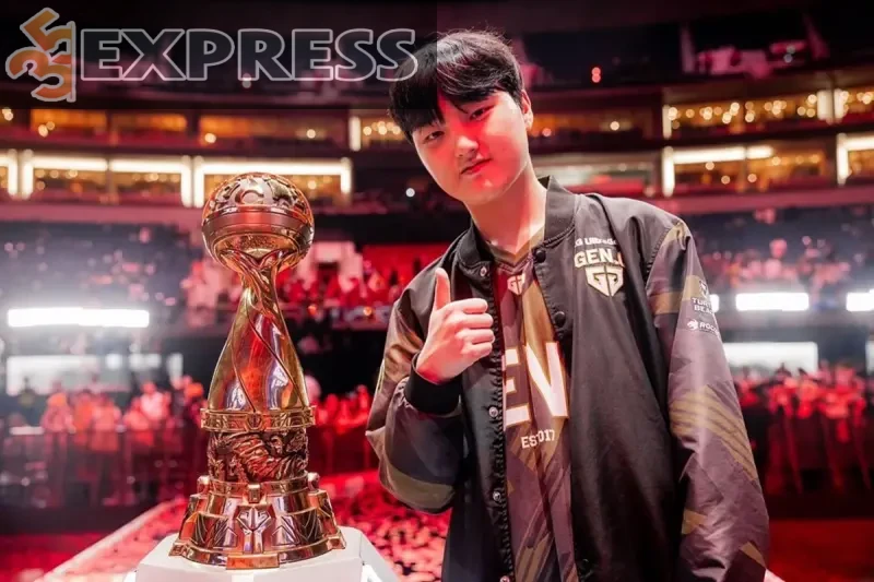 Dấu ấn tại đấu trường quốc tế Chức vô địch MSI 2024 và thành tích tại CKTG của Peyz