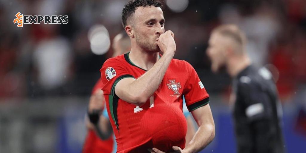 Diogo Jota trong màu áo đội tuyển quốc gia