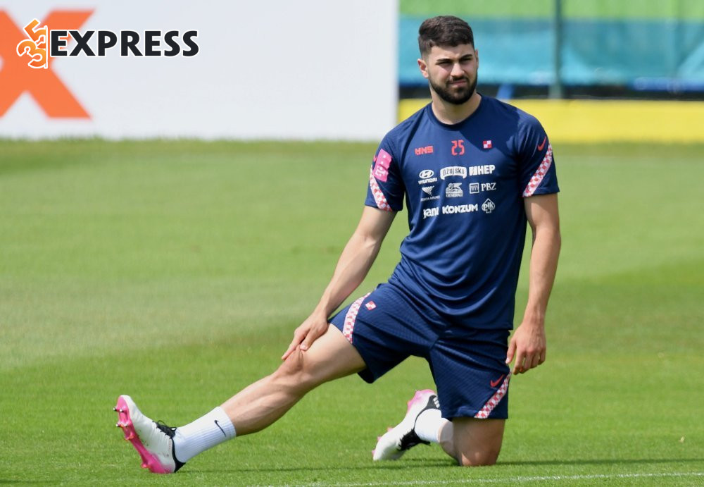 Anh là người khiêm tốn, chuyên nghiệp và được đồng đội yêu mến