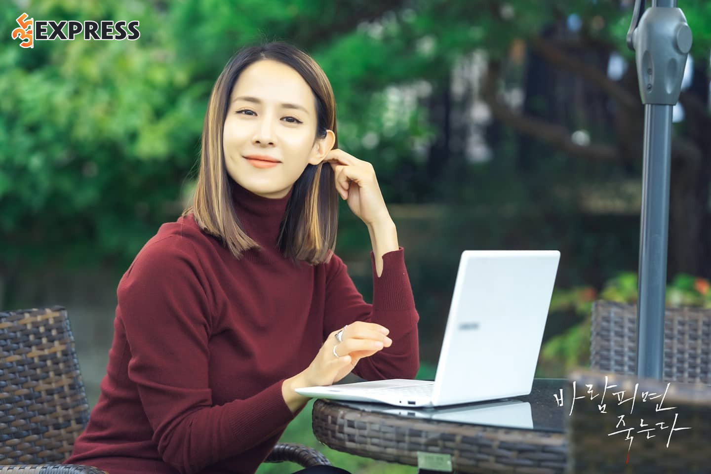 Jo Yeo Jeong là một nữ diễn viên người Hàn Quốc, nổi tiếng quốc tế với vai diễn bà chủ giàu có trong bộ phim đạt giải Oscar Ký sinh trùng (2019).