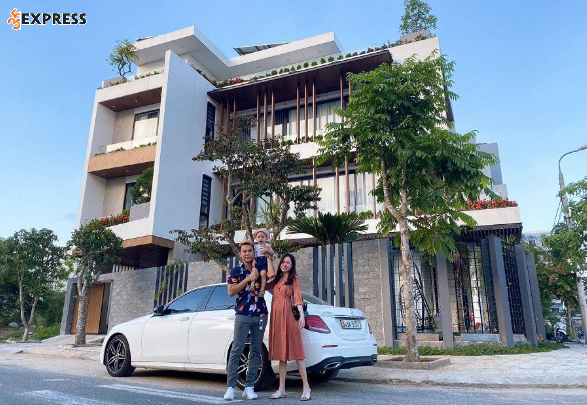 Kao Vân là nghệ danh của Huỳnh Đức Vân, một nhân vật nổi tiếng trong giới đầu tư tiền điện tử (Crypto) và kinh doanh bất động sản tại Đà Nẵng