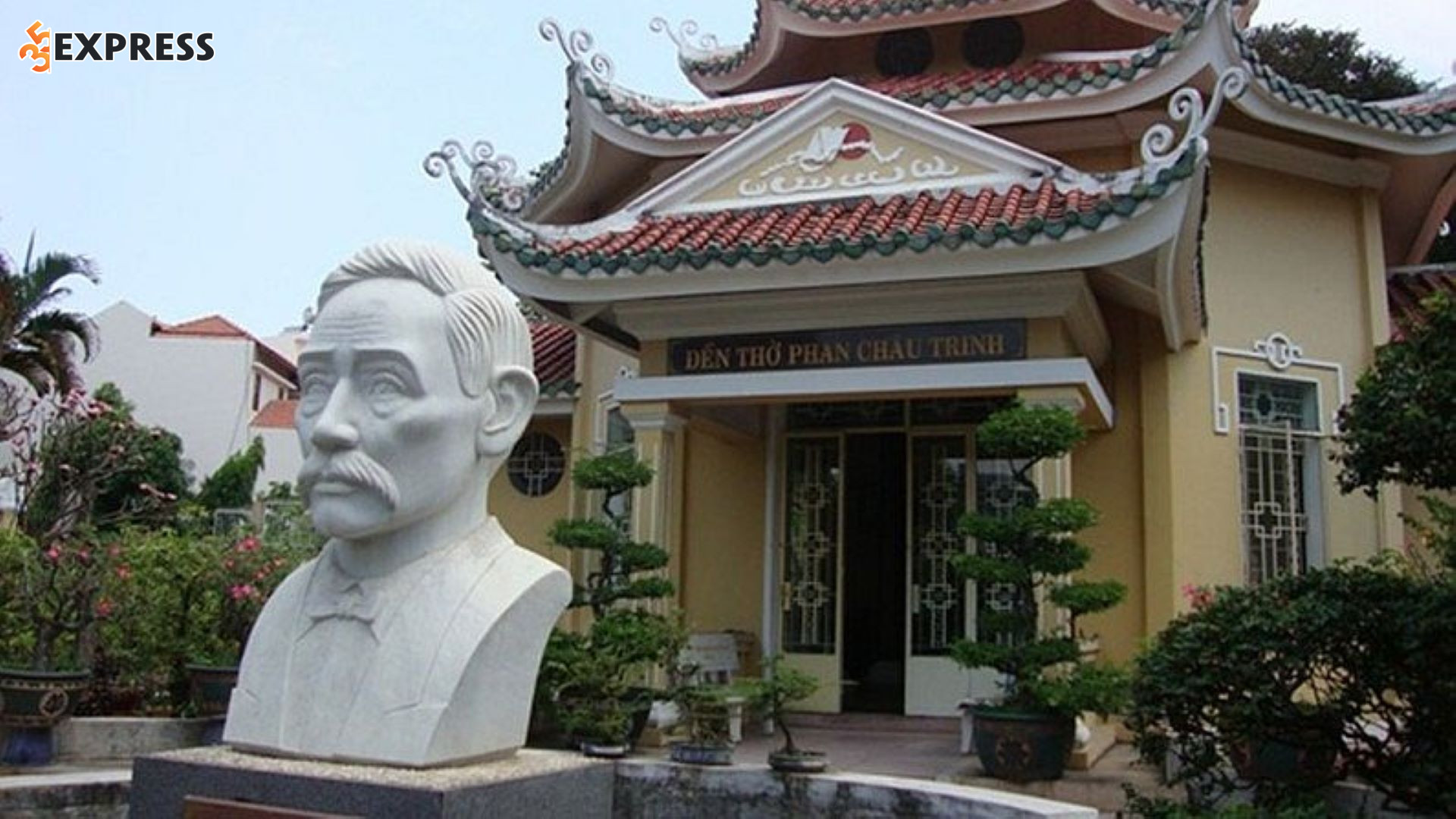 Khu lưu niệm mộ cụ Phan Chu Trinh