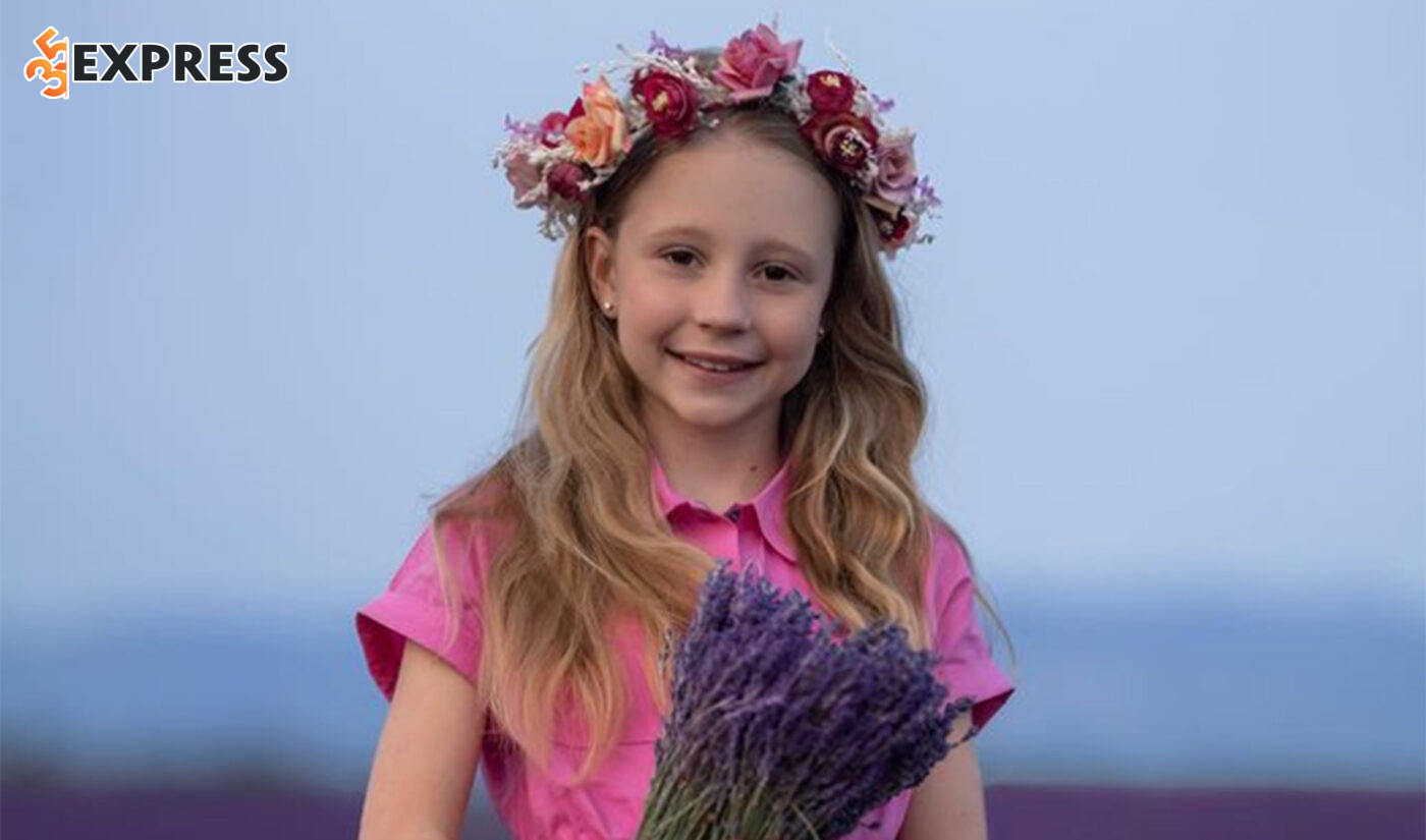 Like Nastya, tên thật là Anastasia Radzinskaya, là một trong những YouTuber nhí nổi tiếng và có thu nhập cao nhất thế giới