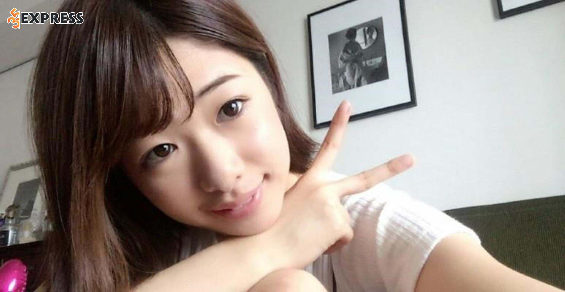 Nanami Kawakami được định vị với hình tượng "trong sáng, gợi cảm" nhưng không kém phần chuyên nghiệp trong diễn xuất.