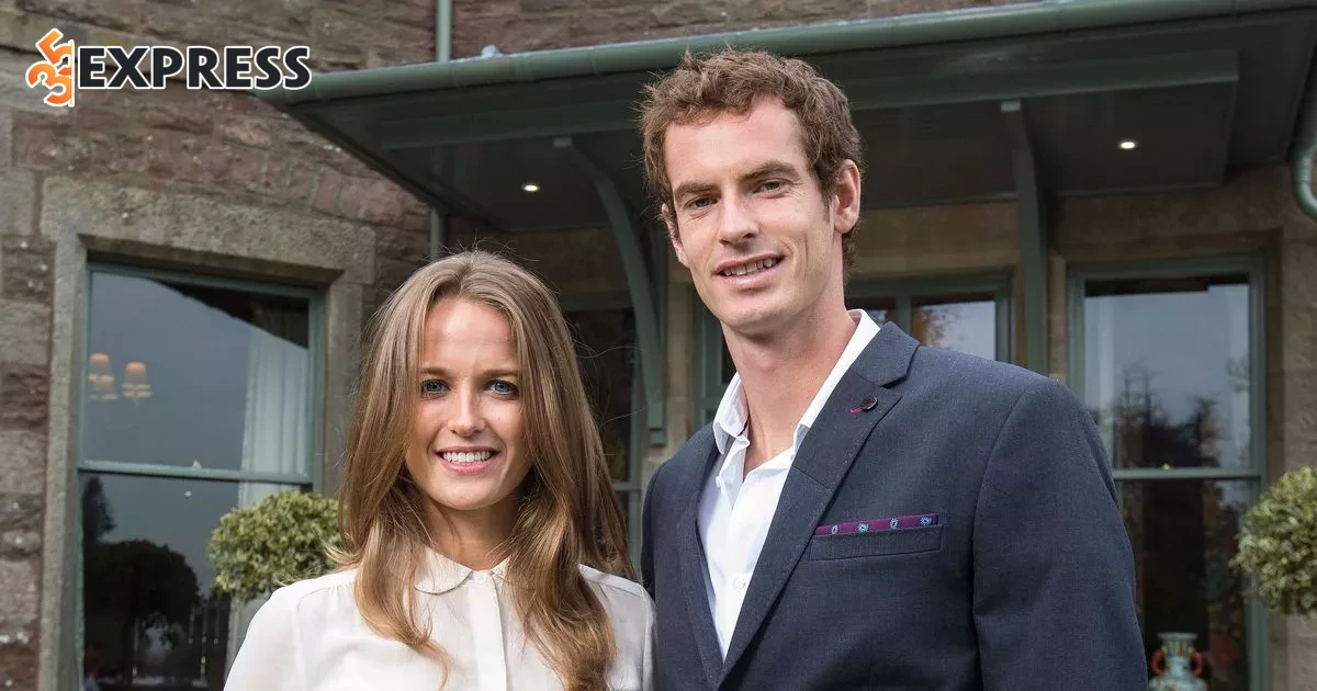 Người có ảnh hưởng lớn nhất đến cuộc sống của anh là người vợ Kim Sears.