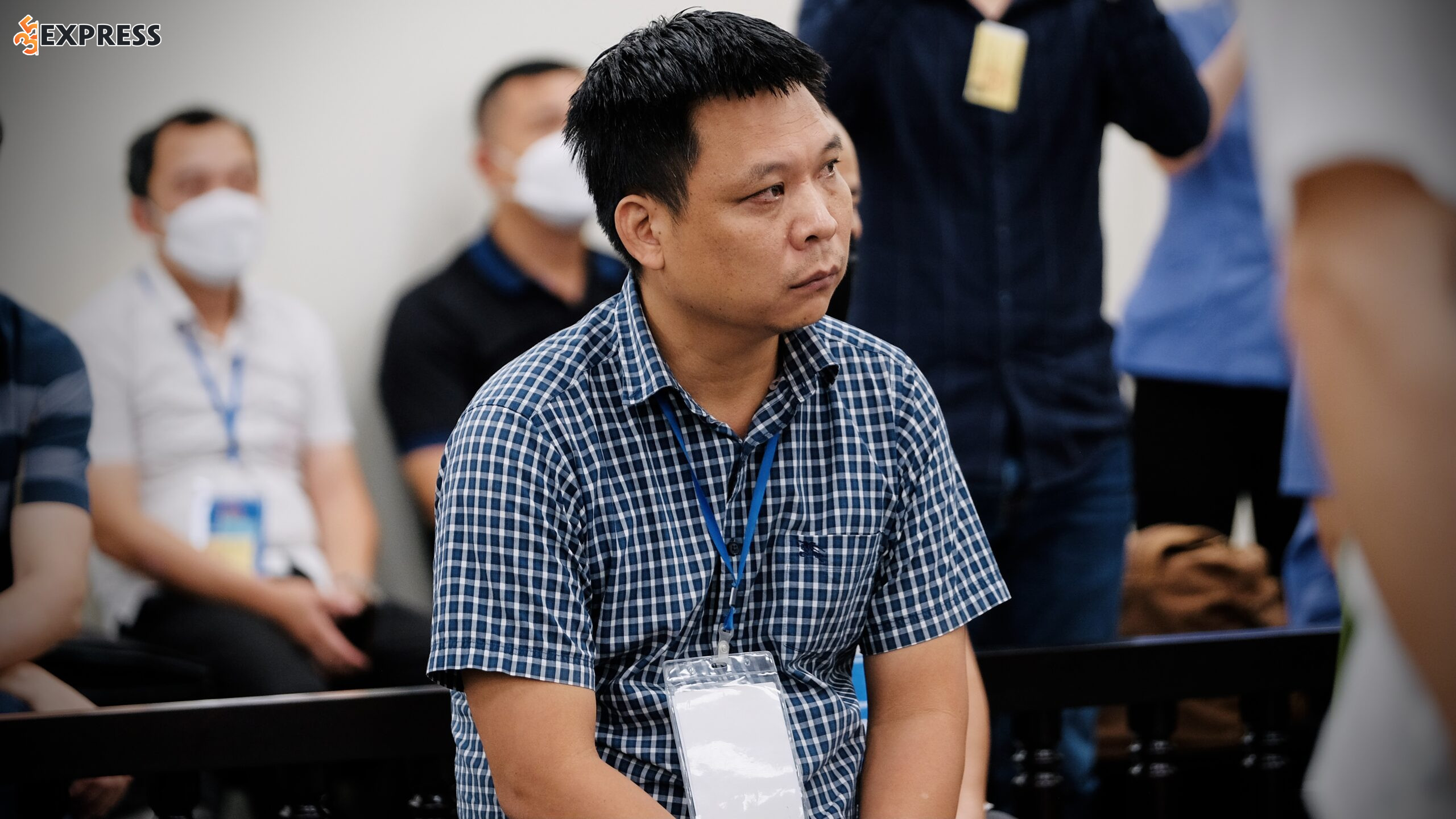 Phùng Anh Lê là cựu Đại tá Công an nhân dân Việt Nam, từng giữ chức vụ Trưởng phòng Cảnh sát kinh tế (PC03) và Trưởng Công an quận Tây Hồ (Hà Nội).