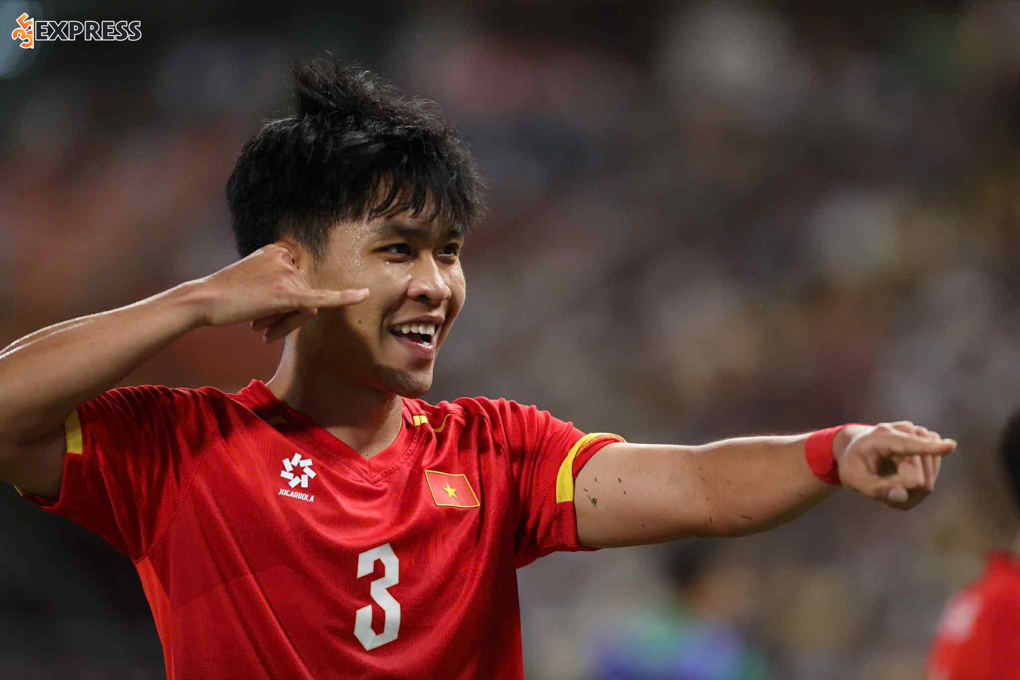 Sự nổi tiếng của Phạm Lý Đức không đến ngẫu nhiên mà là kết quả của một quá trình bứt phá ngoạn mục về chuyên môn.