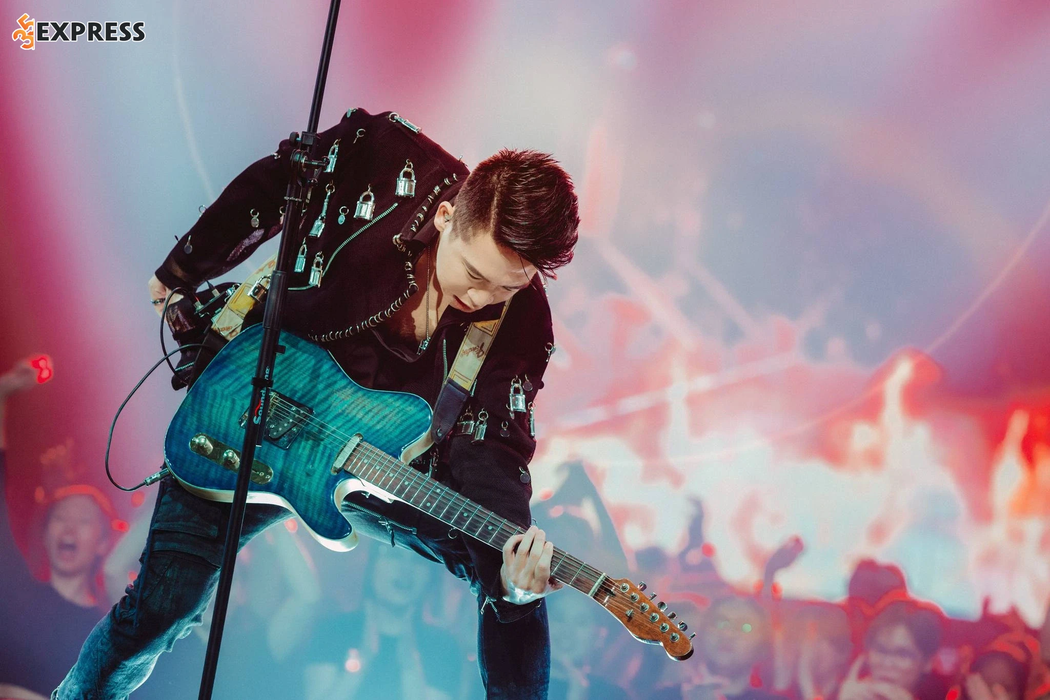 Tạo được tiếng vang lớn khi tham gia Anh Trai Vượt Ngàn Chông Gai 2024.