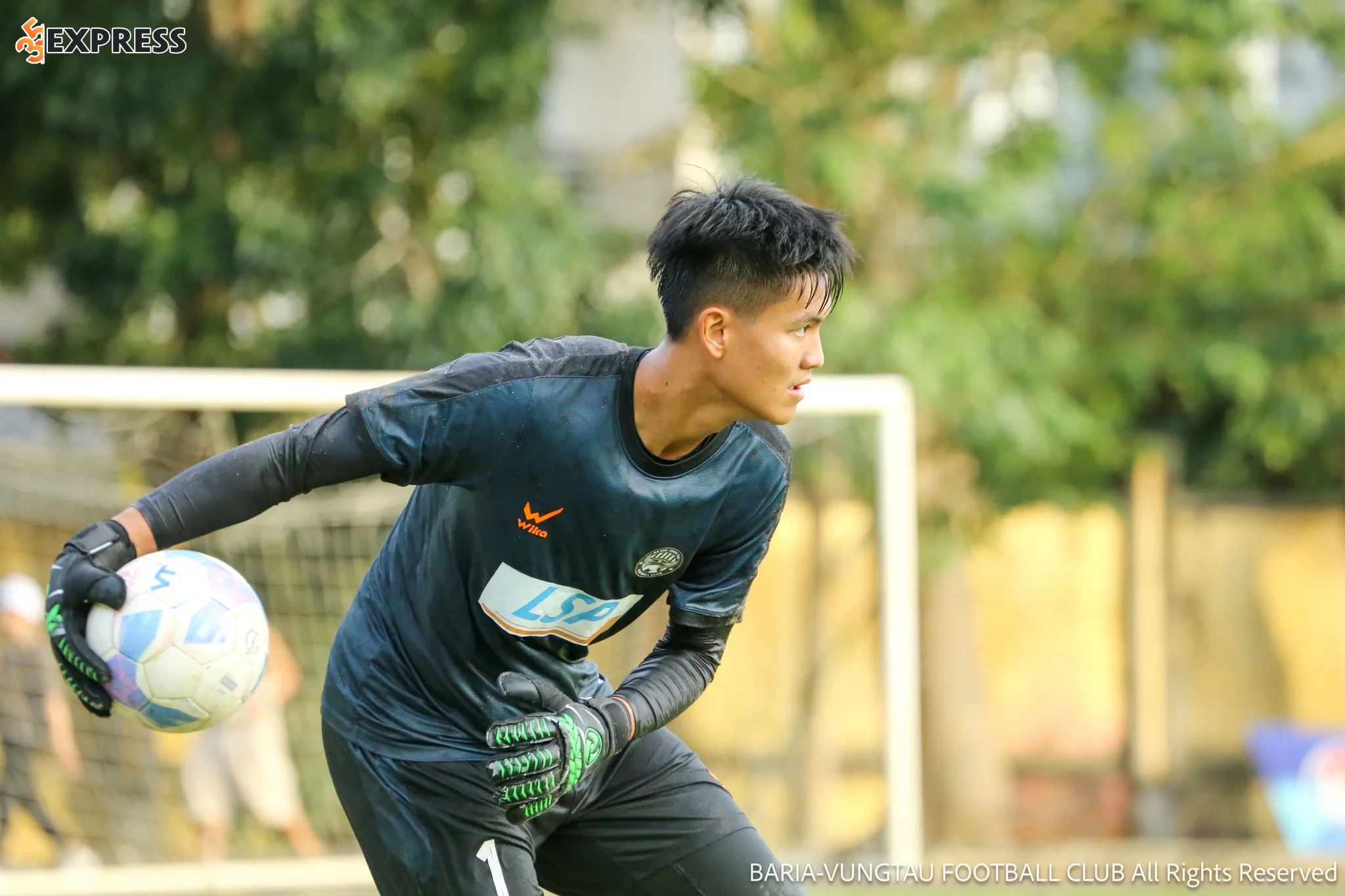 Thủ môn Nguyễn Tân