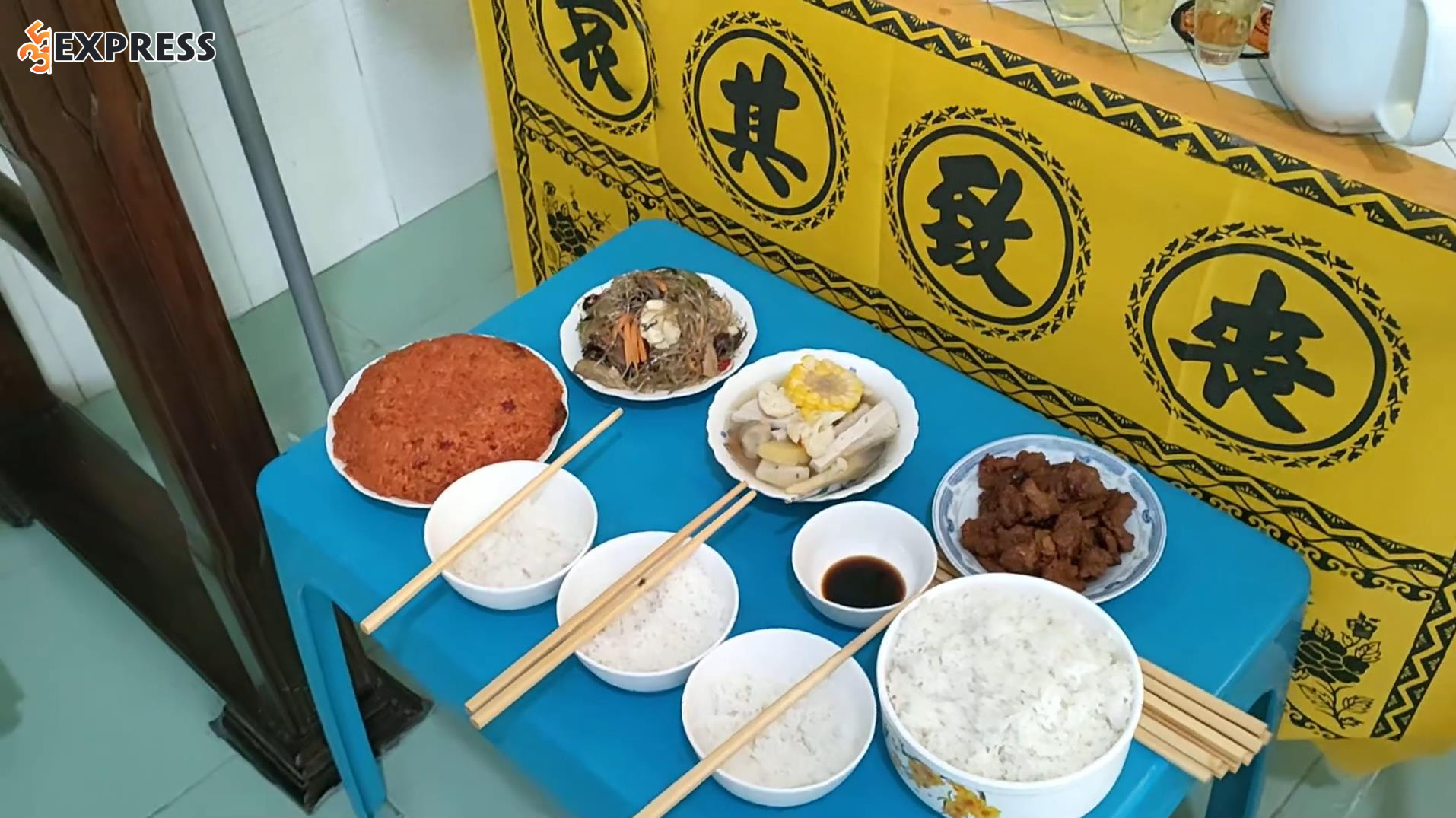 Những lưu ý khi cúng cơm hàng ngày cho người mới mất