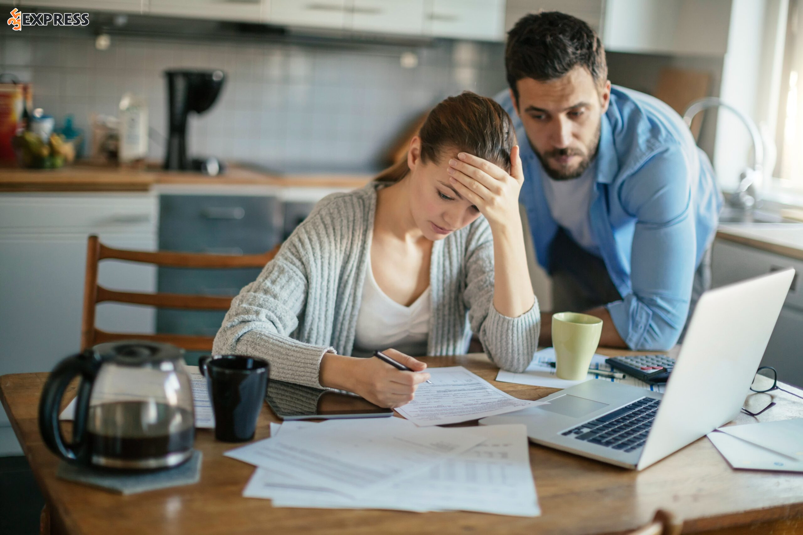 Ảnh hưởng đến sự nghiệp và tài chính