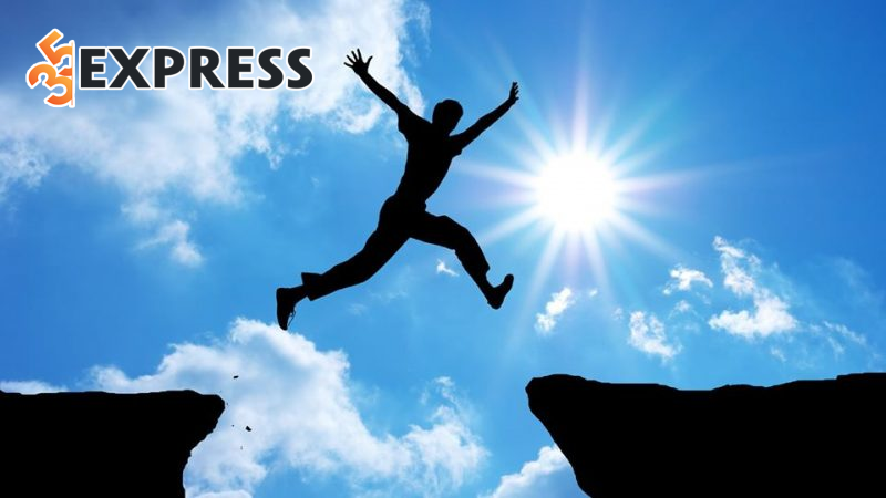 Mở rộng bản thân, học hỏi nhiều hơn để khám phá những tài năng khác, tránh tự giới hạn mình trong khuôn khổ