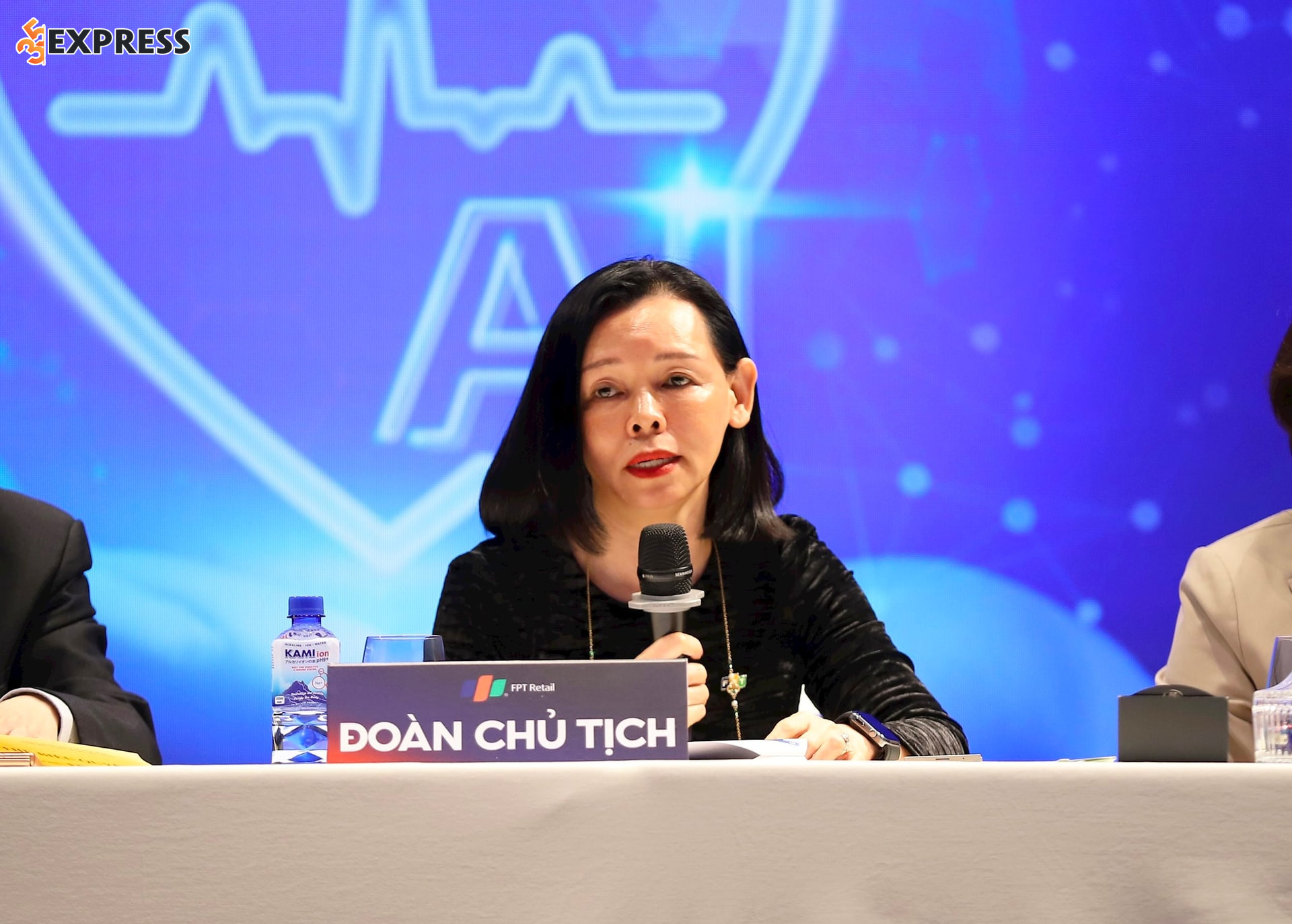 Đời tư, tính cách và hình ảnh ngoài đời