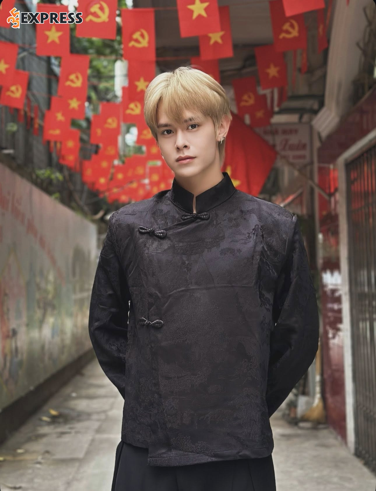 Duy Lân được biết đến với hình ảnh một chàng trai Hà Nội thanh lịch và tri thức