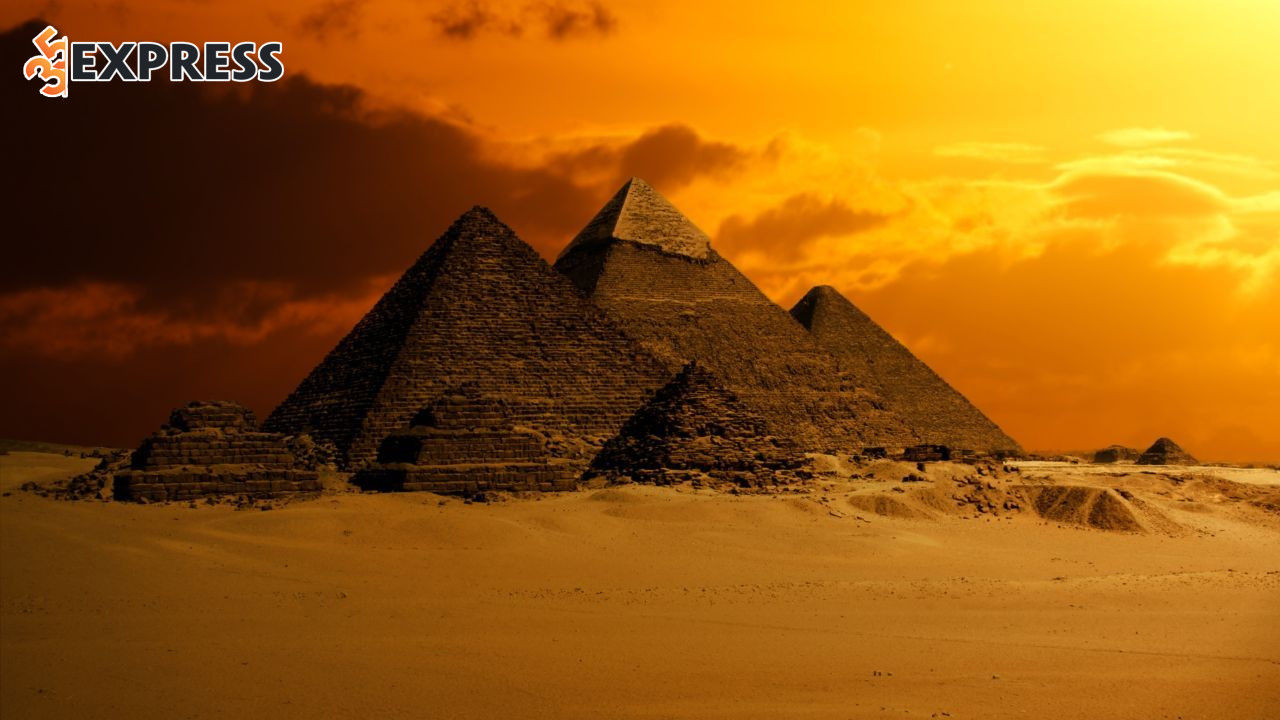 Kim tự tháp thần số học là gì