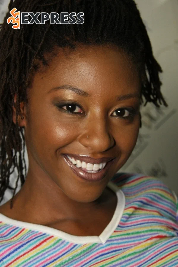 Hành trình sự nghiệp của Eve Mayfair