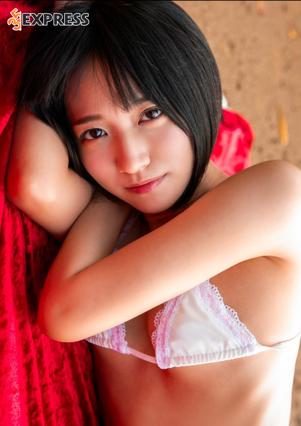 Hành trình sự nghiệp của Iga Mako