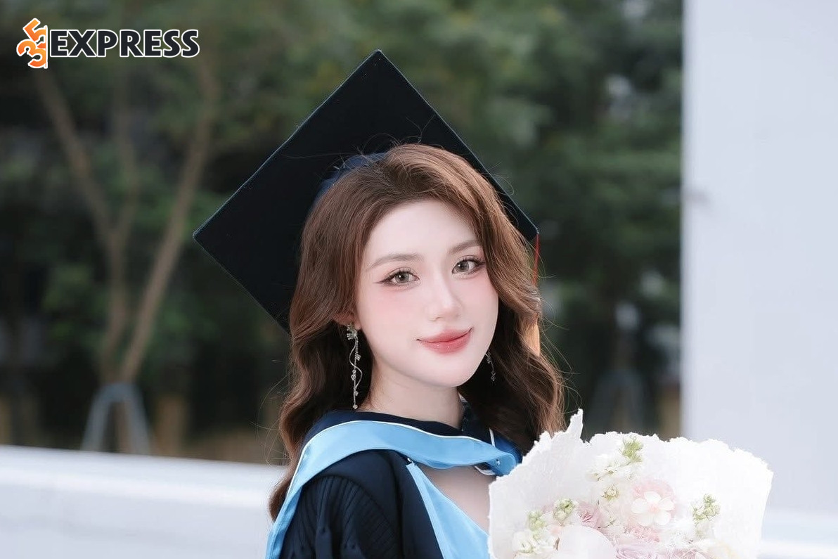 Hoa hậu Phan Phương Oanh