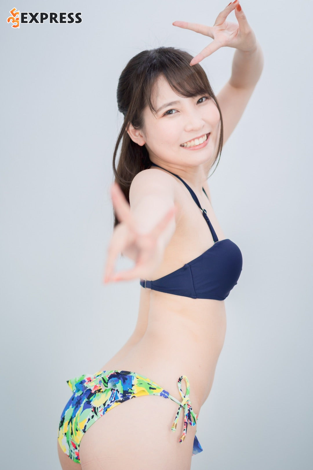 Màn chào sân "bom tấn" và sự bùng nổ