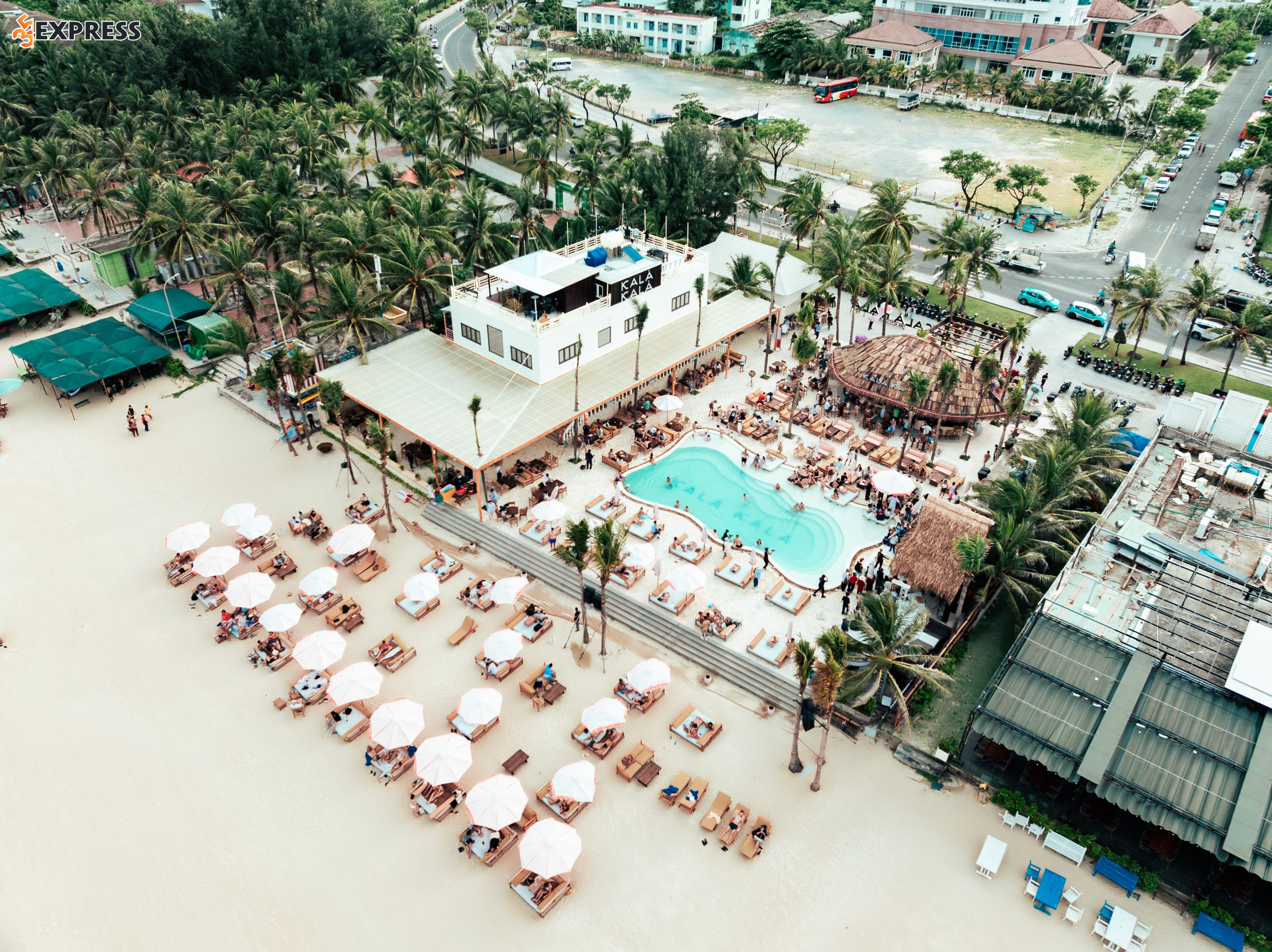 chi tiết về không gia Kalakala Beach club