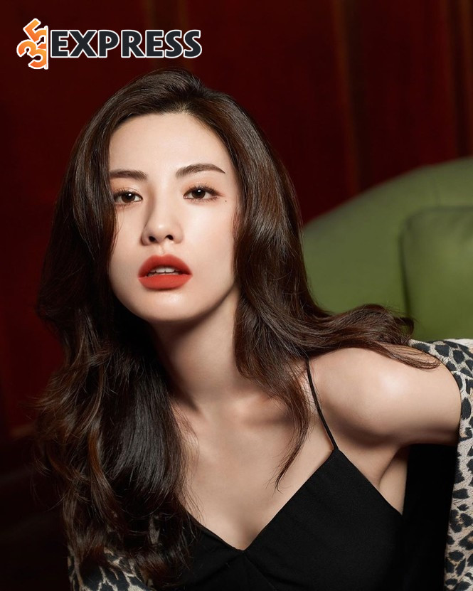 Hành trình sự nghiệp của Nana