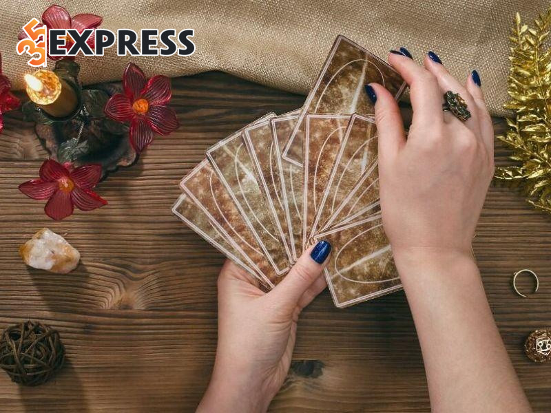 Mức độ chính xác và các quan điểm về bói bài