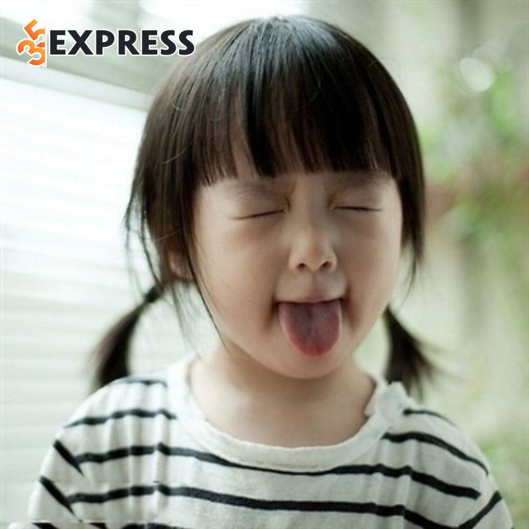 Bố mẹ mệnh Thủy nên chọn tên con gái họ Hoàng thuộc hành Kim 
