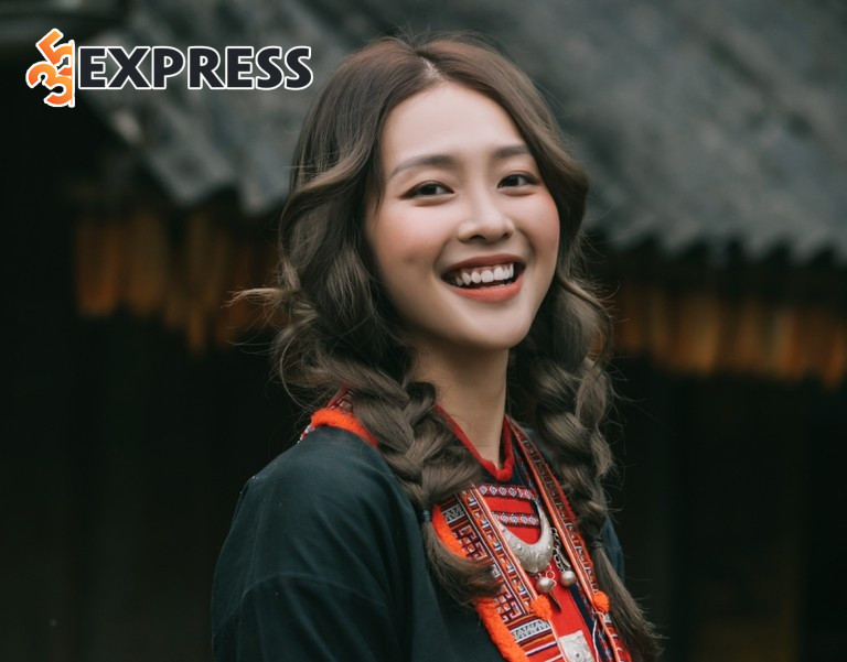 Cung Song Ngư nữ diễn viên